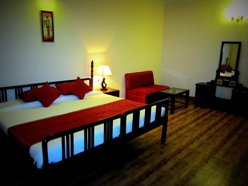 Hotel Harsh Ananda Prayagraj Room photo